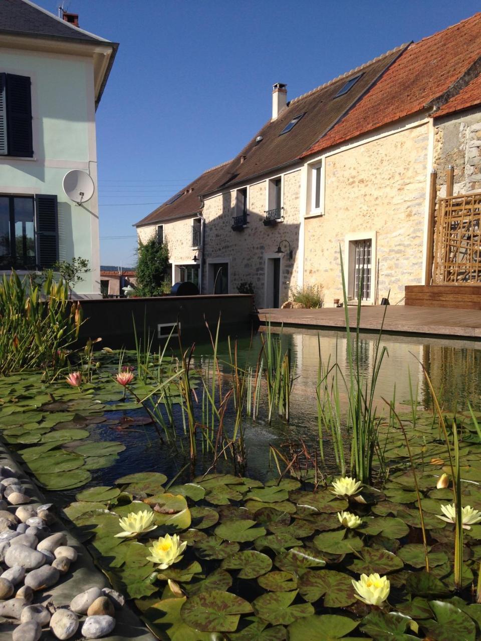 Maison D'Hotes Les Rainettes Breuillet  外观 照片