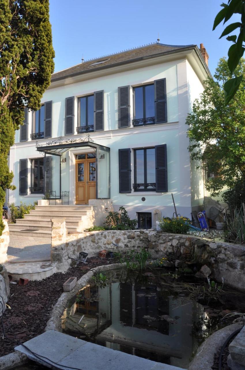 Maison D'Hotes Les Rainettes Breuillet  外观 照片