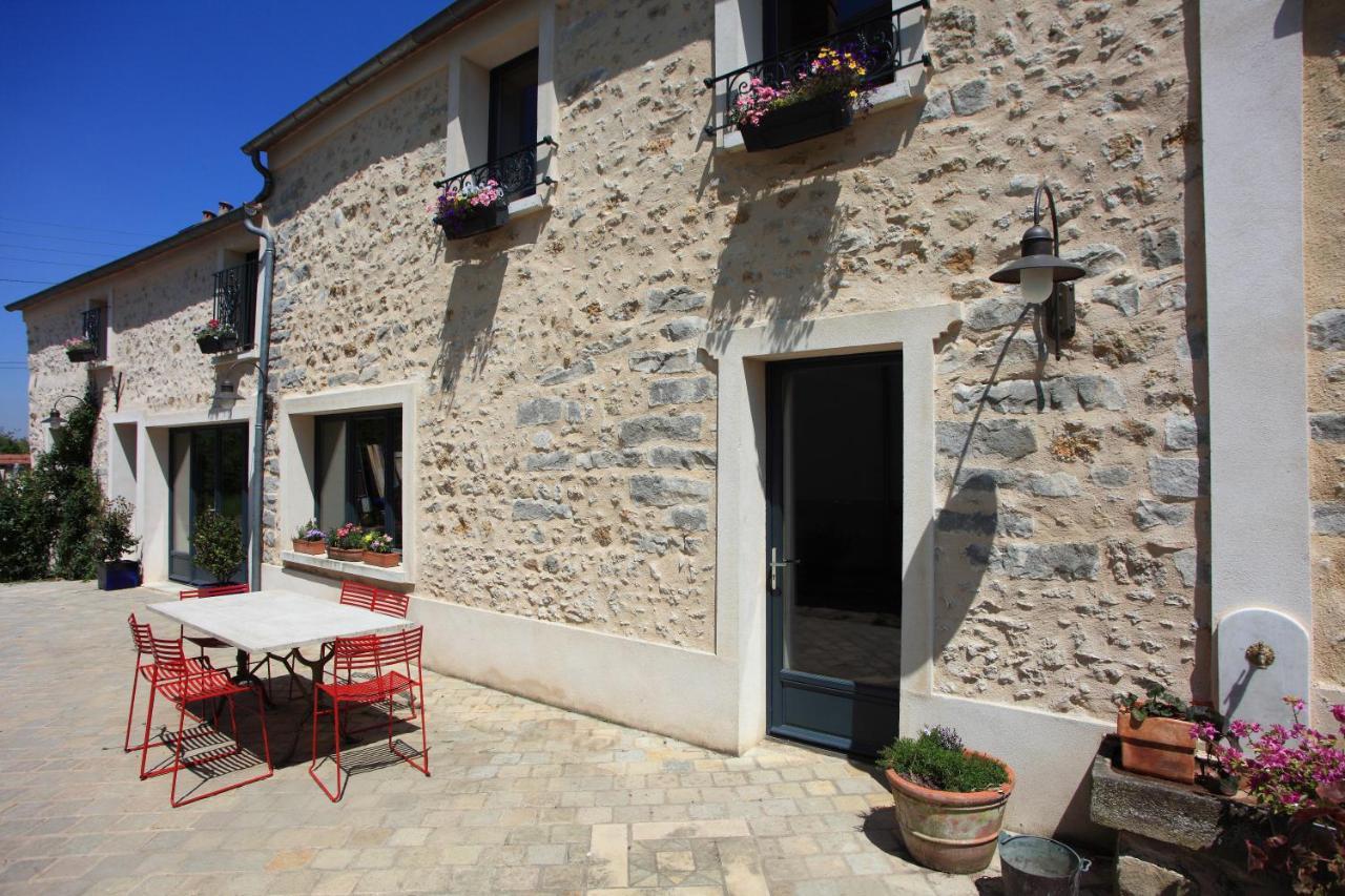Maison D'Hotes Les Rainettes Breuillet  外观 照片